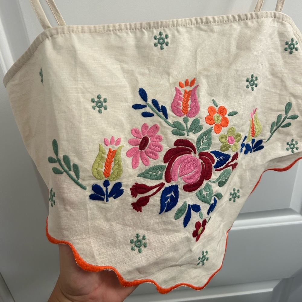 Boutique Embroidered Linen 2 Piece Set - Picture 6 of 9